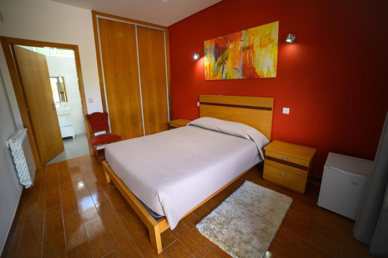 Funileiro, Apartamentos E Quartos Amares Exterior photo